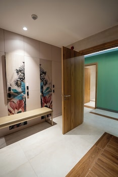 zafaron premium hotel