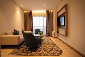 zafaron premium hotel