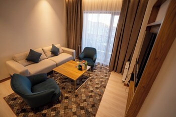 zafaron premium hotel
