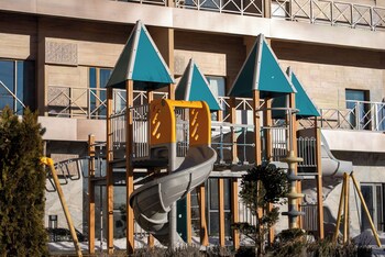zafaron premium hotel