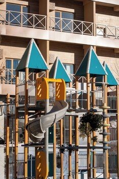 zafaron premium hotel