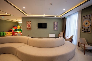 zafaron premium hotel