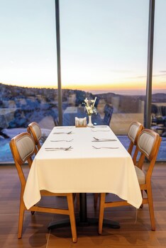 zafaron premium hotel