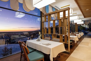zafaron premium hotel