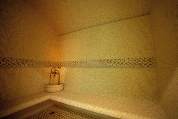 zafaron premium hotel