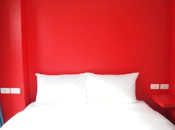 cheeky monkeys samui