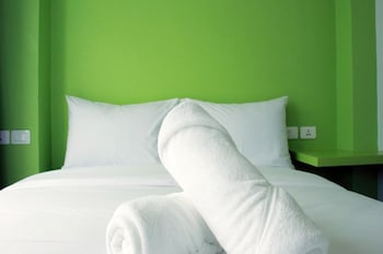 cheeky monkeys samui