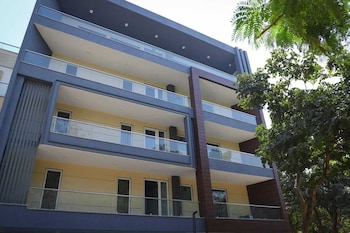 the empire rooms and boutique near cyber city gurgaon