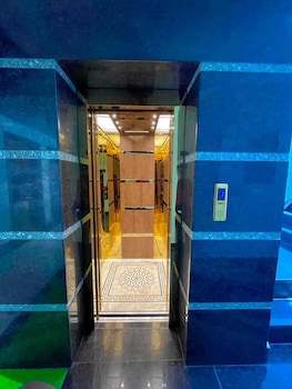 the empire rooms and boutique near cyber city gurgaon