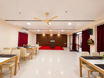 beach side hotels big boss