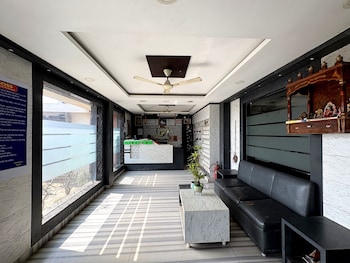 beach side hotels big boss