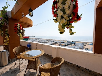 beach side hotels big boss