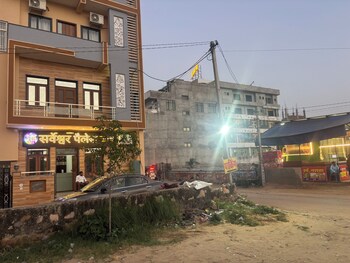 hotel sarveshwar palace
