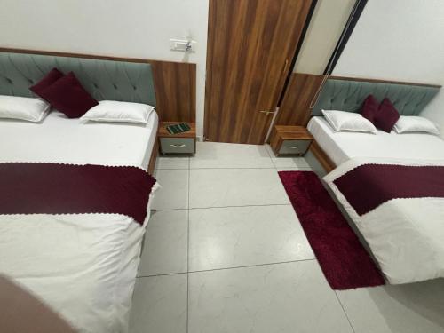 hotel sarveshwar palace