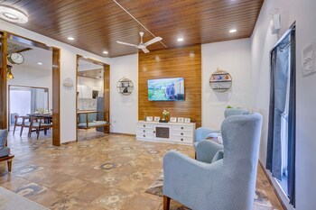 elivaas lavender crest 4 bhk villa