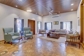 elivaas lavender crest 4 bhk villa