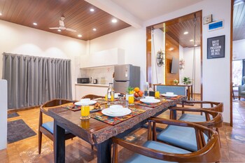 elivaas lavender crest 4 bhk villa