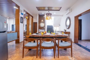 elivaas lavender crest 4 bhk villa