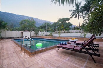 elivaas lavender crest 4 bhk villa