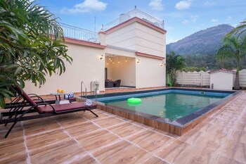 elivaas lavender crest 4 bhk villa