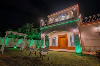 elivaas lavender crest 4 bhk villa