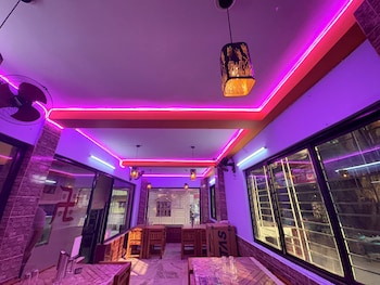 old digha hotel swastika inn