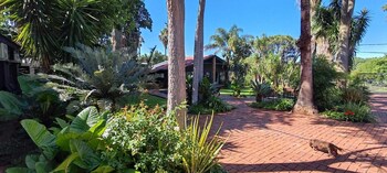 Waterfront Guest House,,2 star