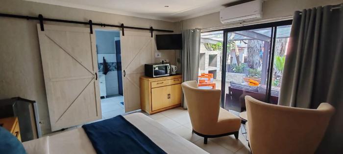 waterfront guest house