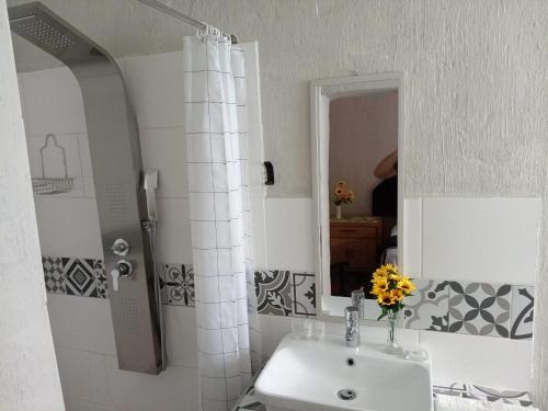 waterfront guest house