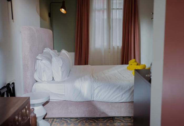 bugan villa athens