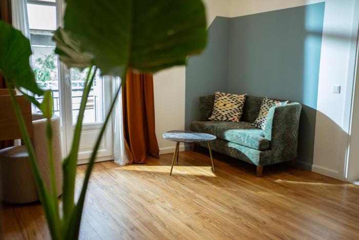 bugan villa athens