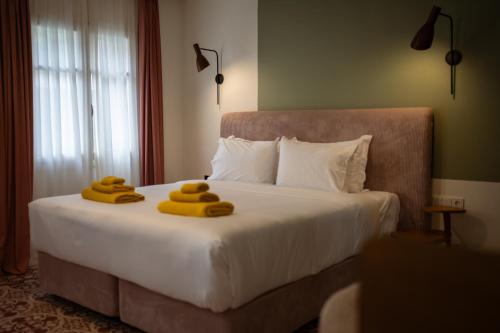 bugan villa athens