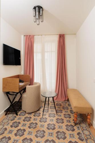 bugan villa athens
