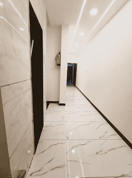 Hotel Shree Raghunandan Palace,,2 star