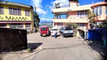 kasturi palace near ava art gallery