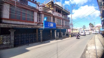kasturi palace near ava art gallery
