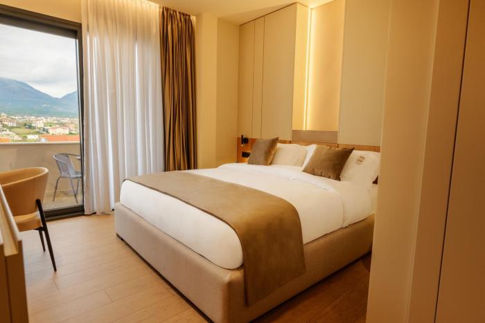 pusi hotel