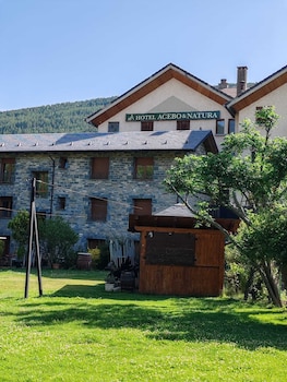 hotel acebo and natura