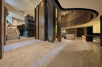 Huaman House,,3 star