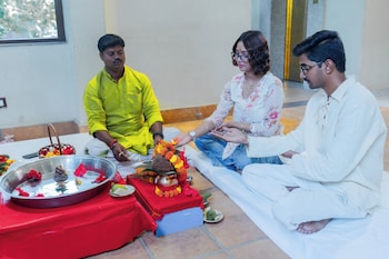 hotel kashi anandam spiritual and wellness