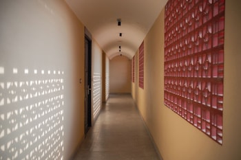 Hotel Kashi Anandam Spiritual & Wellness,,2 star