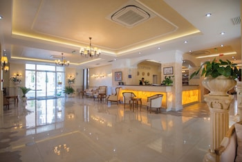 rena alexandria club hotel