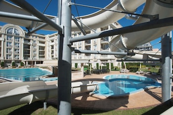 rena alexandria club hotel