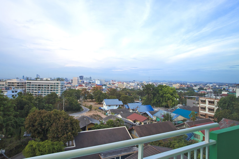 wiz hotel