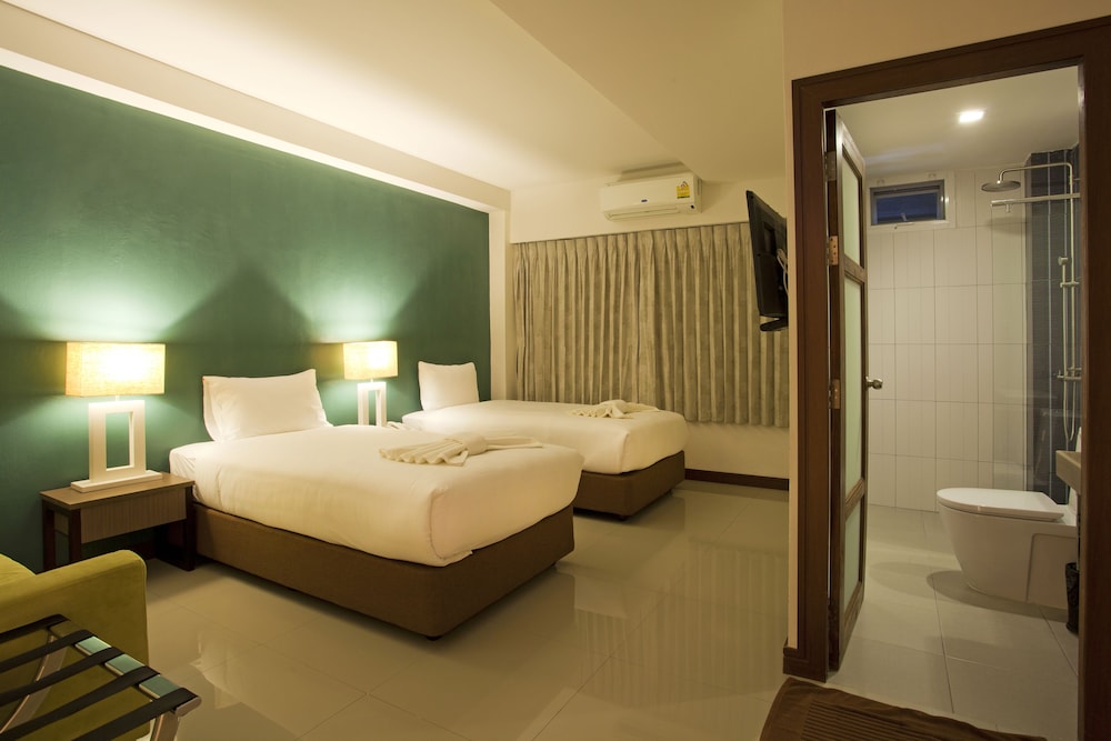 wiz hotel