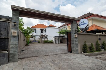 gumitish residence singaraja