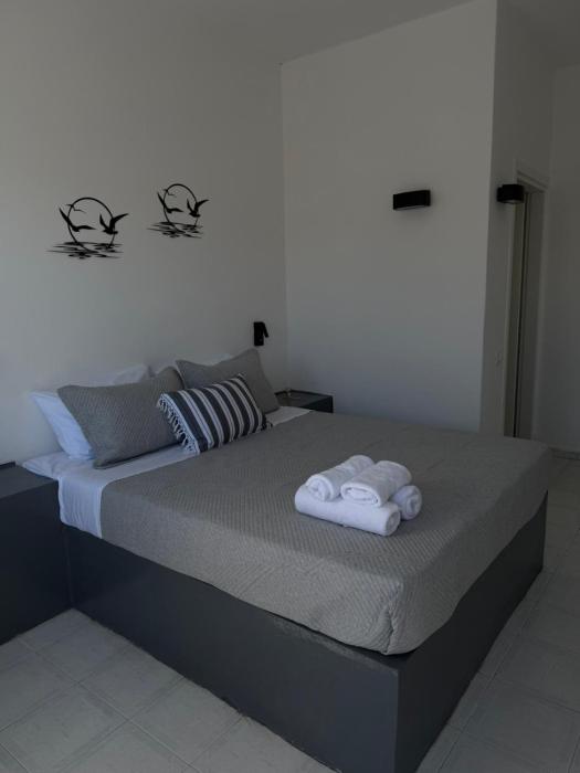 raeti fira residence