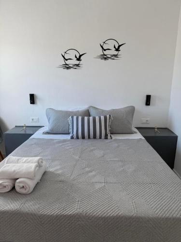 raeti fira residence