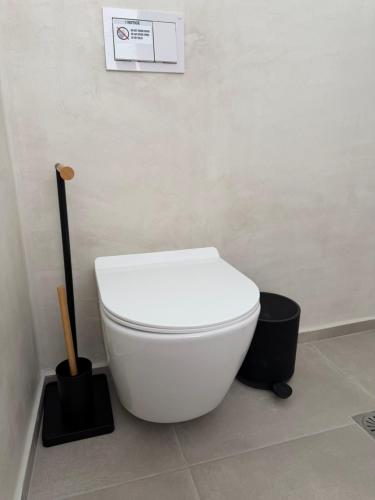 raeti fira residence
