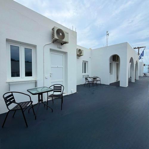 raeti fira residence